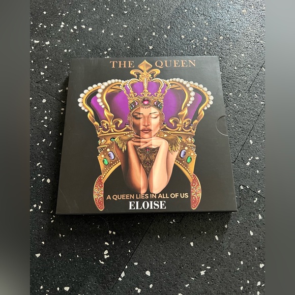 ELOISE | The Queen Eyeshadow Palette - Picture 6 of 6